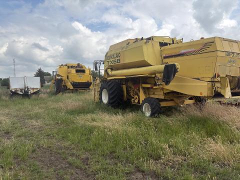 New Holland Tx 66 TX 68 bontva eladó