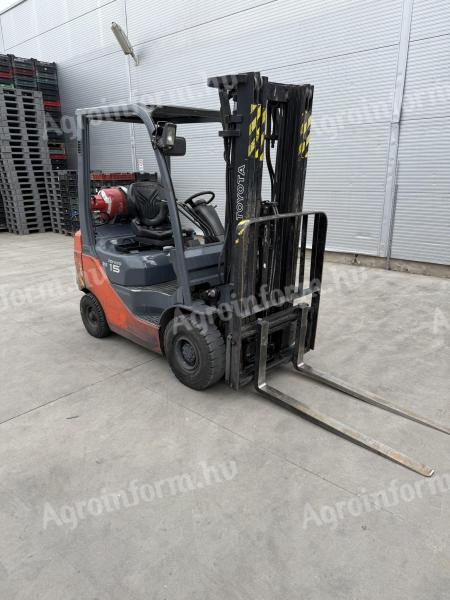 Toyota Tonero 02-8FGF15 1.5T Triplex torony