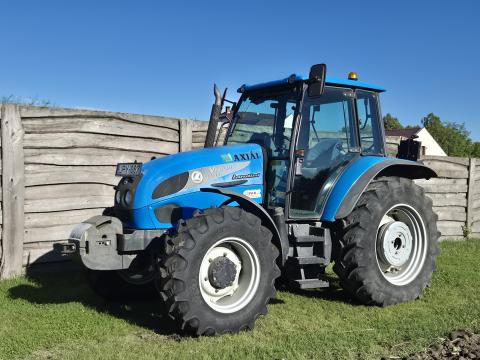 Landini Vision 100, 9500 üzemórával, 2 db új első gumival, 2010-es évjáratú Landini Vision 100, 9500 üzemórával, 2 db új első gumival, 2010-es évjáratú