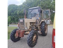 Mtz 82 traktor 2031 ig műszakival,  új gumikkal eladó