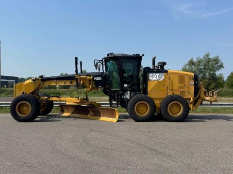Caterpillar 140M3 / 2015 / 10 740 üzemóra / Lízing 20%-tól