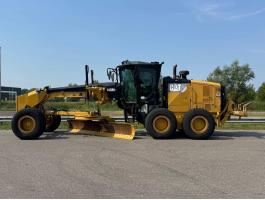 Caterpillar 140M3 / 2015 / 10 740 üzemóra / Lízing 20%-tól