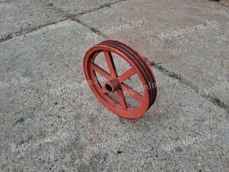 Ékszijtárcsa 410 mm átmérőjű 3 pájás