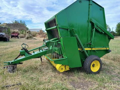 John Deere 510 bálázó John Deere 510 bálázó