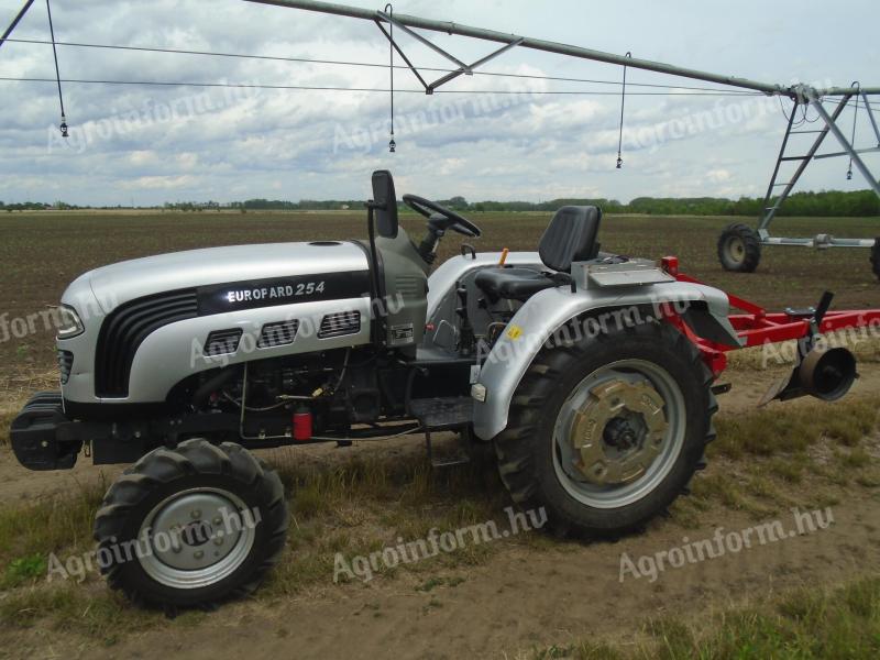 Foton FT-254 kistraktor