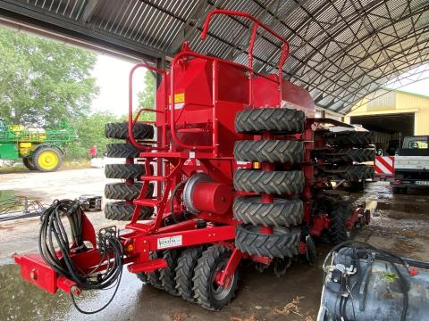 HORSCH Pronto 4 DC precíziós vetőgép HORSCH Pronto 4 DC precíziós vetőgép