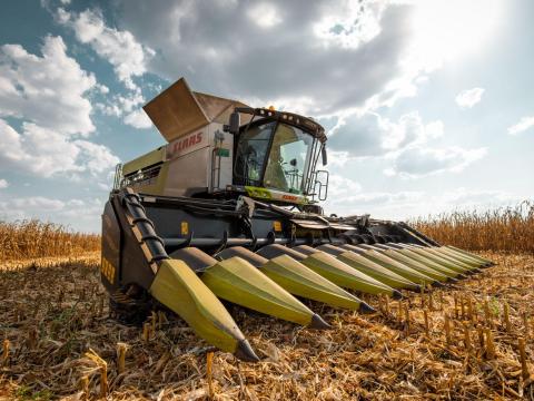 CORNADO kukoricacső-törő adapter CLAAS kombájnokra CORNADO kukoricacső-törő adapter CLAAS kombájnokra