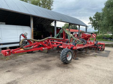 HORSCH Terrano 5 FM + HORSCH Partner HT 2800
