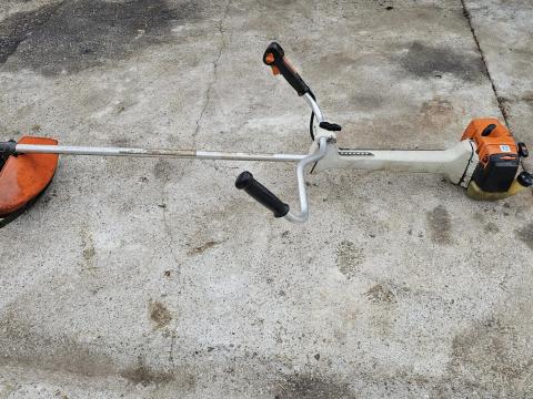 Eladó STIHL FS 300 professzionális fűkasza Eladó STIHL FS 300 professzionális fűkasza