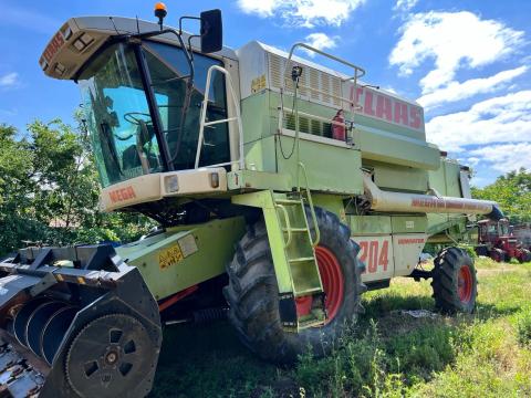 Claas Mega 204 | 2001 | 4700 Üóra | Claas Mega 204 | 2001 | 4700 Üóra |
