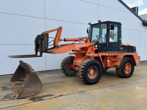 Schaeff ZL110 / 1998 / 19 205 üzemóra / Lízing 20%-tól