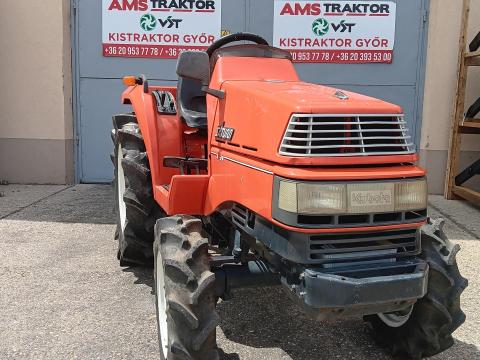 Kubota X24 négyhengeres, 24 lóerős, 4x4 hajtású japán kistraktor Kubota X24 négyhengeres, 24 lóerős, 4x4 hajtású japán kistraktor