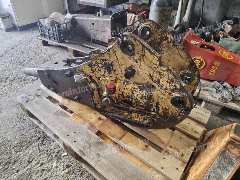 MONTABERT BRH125 hidraulikus bontókalapács JCB 3/4CX