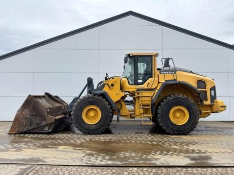Volvo L150H / 2015 / 10 395 üzemóra / Lízing 20%-tól Volvo L150H / 2015 / 10 395 üzemóra / Lízing 20%-tól