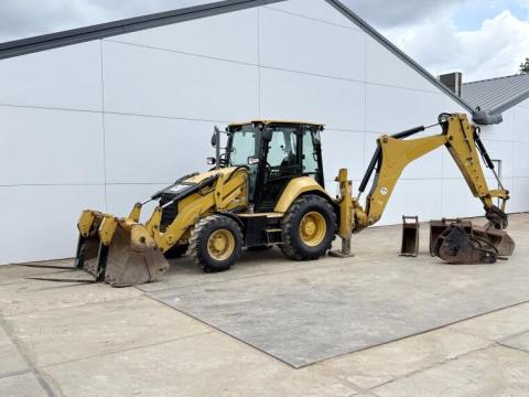 Caterpillar 427F2 / 2015 / 5 787 üzemóra / Lízing 20%-tól Caterpillar 427F2 / 2015 / 5 787 üzemóra / Lízing 20%-tól