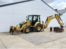 Caterpillar 427F2 / 2015 / 5 787 üzemóra / Lízing 20%-tól
