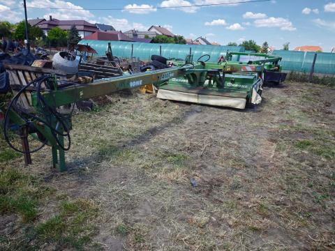 KRONE AMT 3200 CV, 320-as VONTATOTT TÁRCSÁS KASZA SZÁRSÉRTŐVEL KRONE AMT 3200 CV, 320-as VONTATOTT TÁRCSÁS KASZA SZÁRSÉRTŐVEL