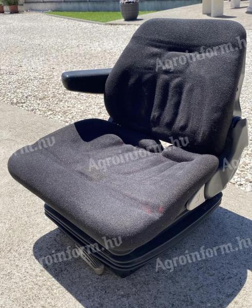 Eladóvá vált egy Grammer mechanikus ülés
