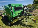JOHN DEERE 578 BÁLÁZÓ,  BÁLACSOMAGOLÓVAL EGYBEN