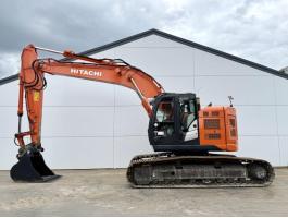 Hitachi ZX225USLC-5B / 2016 / 6.058 üzemóra / Lízing 20%-tól