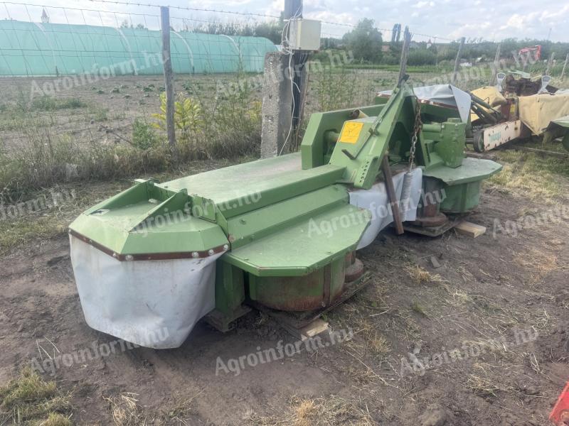 KRONE EASYCUT 32, 320 -as TÁRCSÁS FRONTKASZA