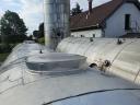Nagyméretű, 60 m³-es szigetelt vas puffer boros tartály, 600 hl eladó