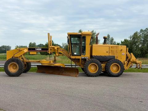 Caterpillar 140H / 17 838 üzemóra / Lízing 20%-tól Caterpillar 140H / 17 838 üzemóra / Lízing 20%-tól