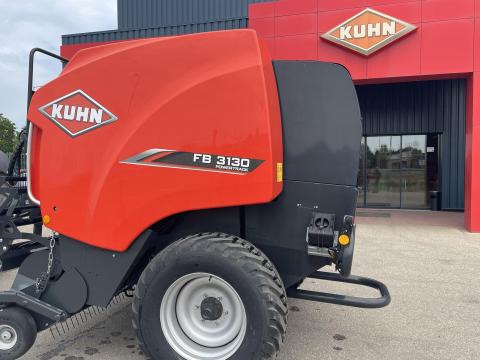 KUHN FB 3130 fixkamrás, szeletelős hengeres bálázó KUHN FB 3130 fixkamrás, szeletelős hengeres bálázó