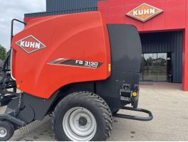 KUHN FB 3130 fixkamrás, szeletelős hengeres bálázó