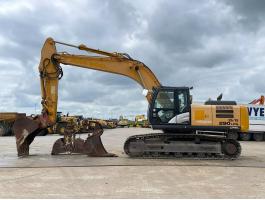 Hitachi ZX290LCN-5 / 2013 / 12846 üzemóra / Lízing 20%-tól