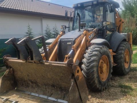 Eladó Case 695R kotró-rakodó Eladó Case 695R kotró-rakodó
