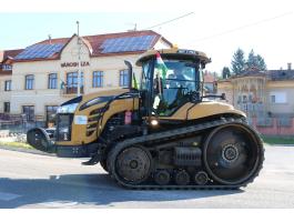 Challenger Mt775E