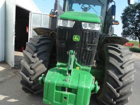 John Deere 7R 310