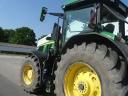 John Deere 7R 310