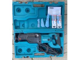 Eladó szablyafűrész 1250 W - Makita JR3060T - orrfűrész
