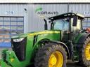 John Deere 8320R