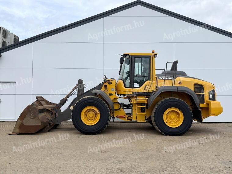Volvo L110H / 2015 / 17 731 üzemóra / Lízing 20%-tól
