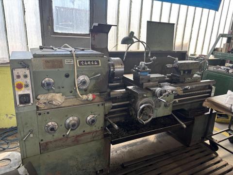 CY6140 univerzális esztergagép 400×1000 mm – működő állapotban CY6140 univerzális esztergagép 400×1000 mm – működő állapotban