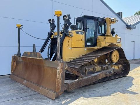 Caterpillar D6T LGP / 2014 / 13 464 üzemóra / Lízing 20%-tól