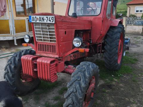 MTZ traktor