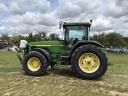 John Deere 8300
