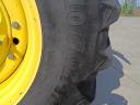 John Deere 8320R