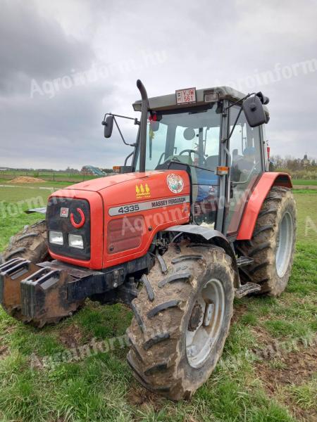 Massey Ferguson 4335