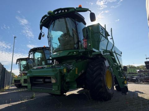 John Deere T 560 John Deere T 560