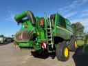 John Deere T 560
