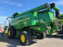 John Deere T 560