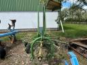 Krone Swadro 46 (2011) 4,6 m-es rendképző, 13 kar / 4 duplafog, zárt zsíros DuraMax vezérlőpálya, tandem futómű, Jet-Effekt, zajmentes hajtómű, tiszta takarmány