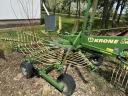Krone Swadro 46 (2011) 4,6 m-es rendképző, 13 kar / 4 duplafog, zárt zsíros DuraMax vezérlőpálya, tandem futómű, Jet-Effekt, zajmentes hajtómű, tiszta takarmány