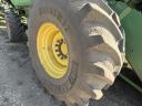 John Deere W650 4WD kombájn