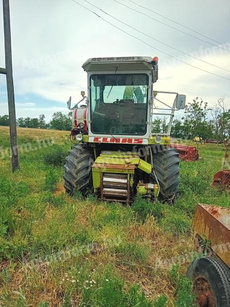 Claas Jaguar 690